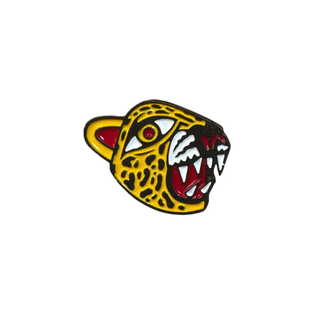 Pin: Jaguar